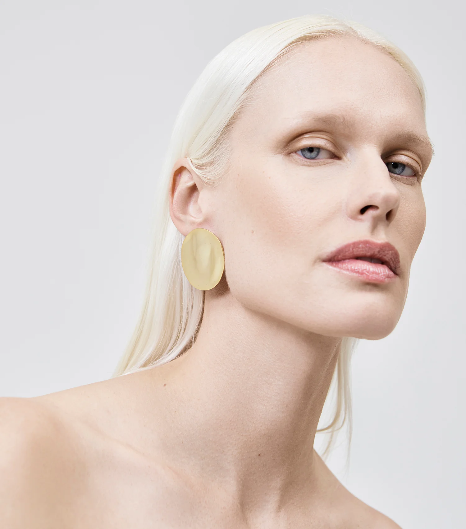 The Disc Earrings - Gold - Image 3
