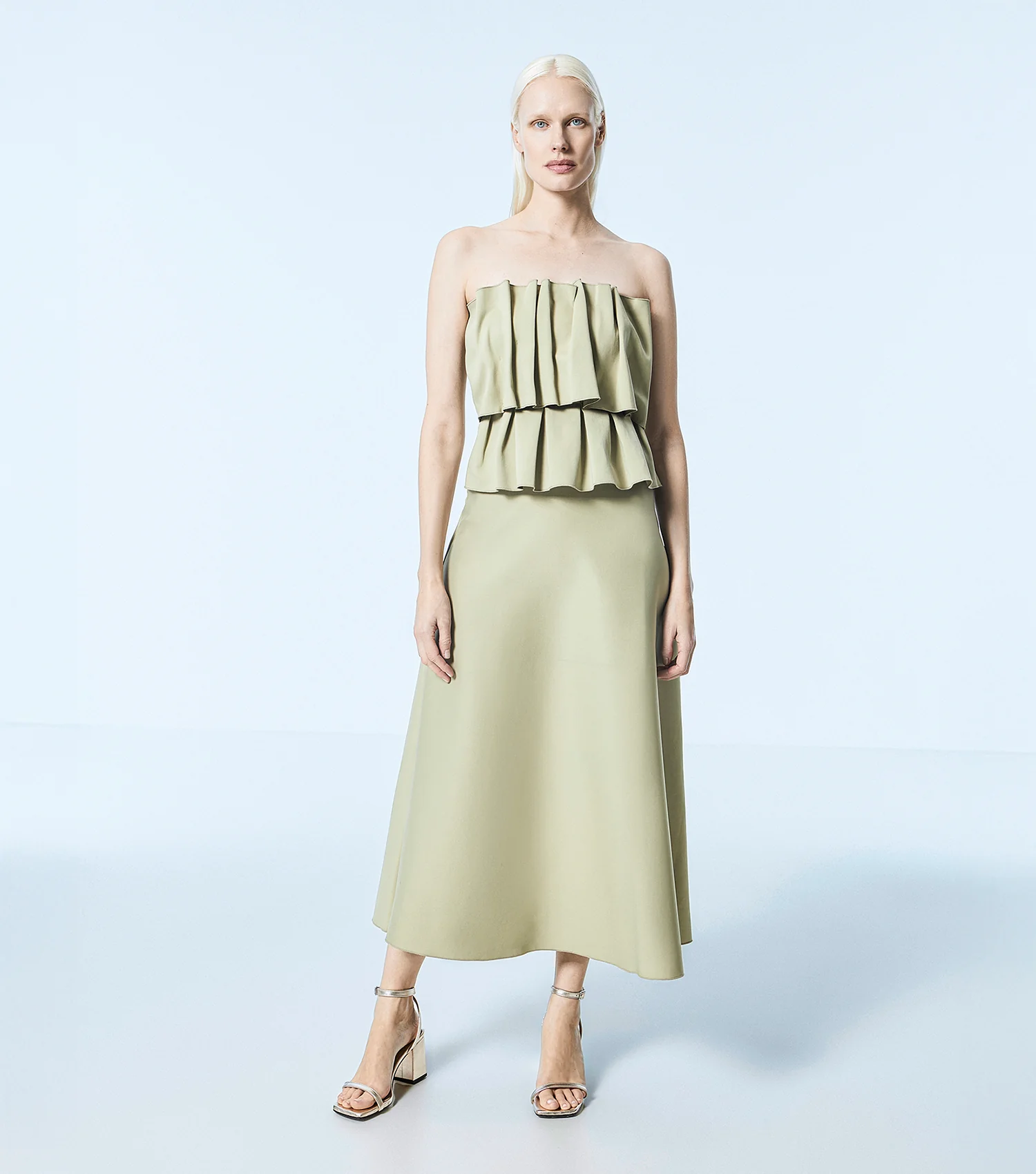 The Elevated Essential - Champagne - Image 5
