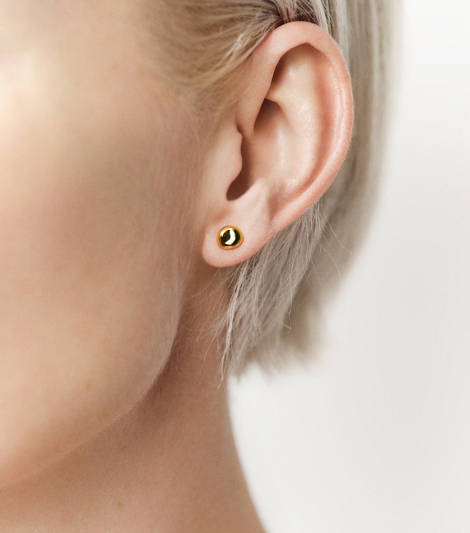 The Pearl Earrings - 18k Gold - Image 6