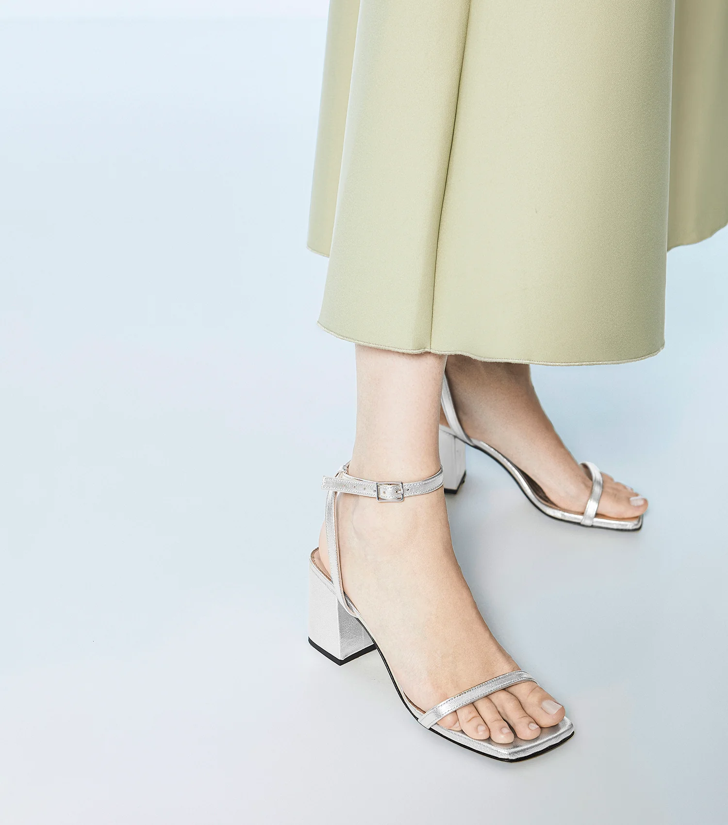 The Elevated Essential - Silver - Image 7